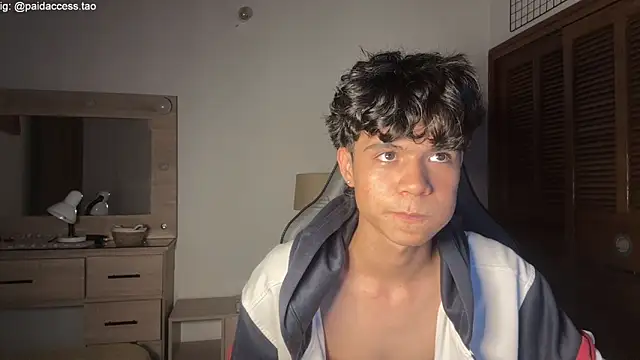 OopsAgain_ Adlı Modelin Canlı XXX Sohbeti