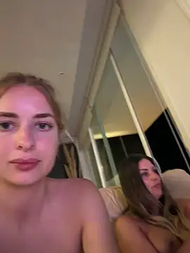 EvieEvans 现场XXX聊天
