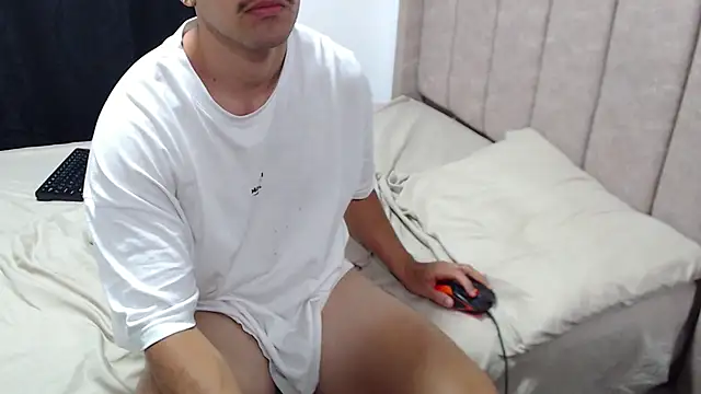 darekgates Chat XXX in diretta