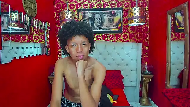 XXX chat uživo modela PEINBOYS