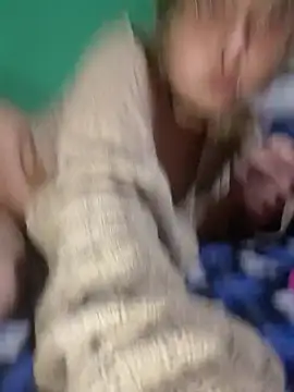 Cute_Chrixxx élő XXX-chatje