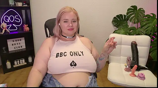 XXX chat uživo modela MargotGrey