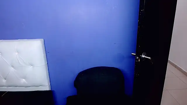jl_brayan12 élő XXX-chatje