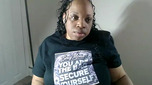 Sexymona1218's Live XXX Chat