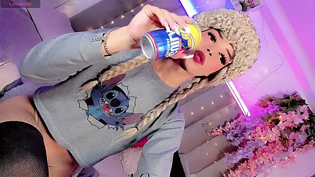 Nina_Keyli Adlı Modelin Canlı XXX Sohbeti
