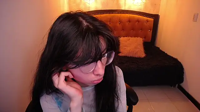 Chat XXX en directo de Allyshon_