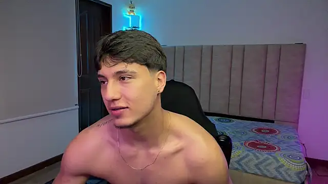 CHRIS_MORGAN1's Live XXX Chat