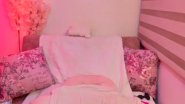 CristinaLaurentt 라이브 XXX 채팅
