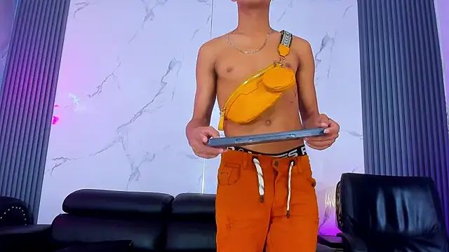 Anthony_little 网络视讯表演