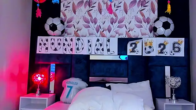 AmmyJones_ Live XXX-chat