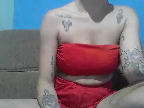 thasmyni's Live XXX Chat