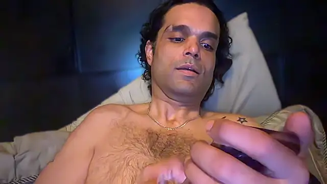 icebergslim281's Live XXX Chat