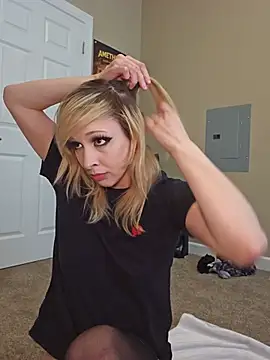 AmethystFoxx élő XXX-chatje
