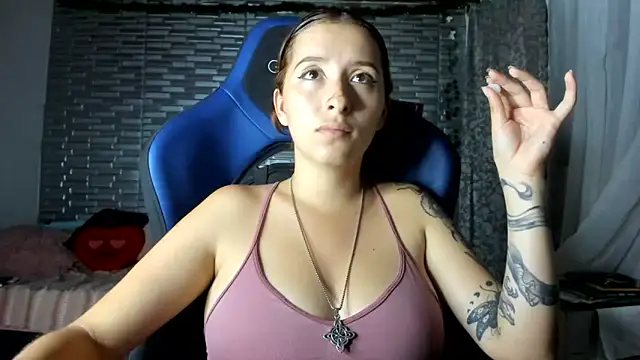 Chat +18 de Ginger_Sweetty ao vivo