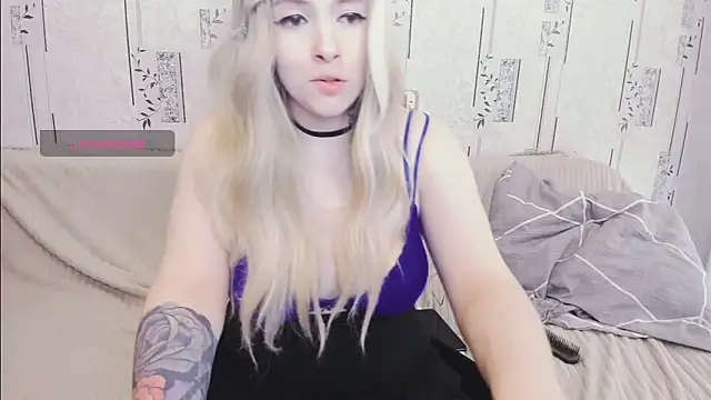 Polly_Megan's Live XXX Chat