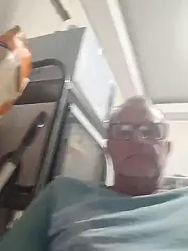 nard53 live XXX chat