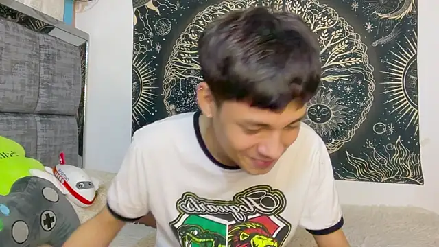 Chat XXX ao vivo de Andy_Belier23