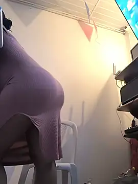 Francesca_ferrari Chat XXX in diretta
