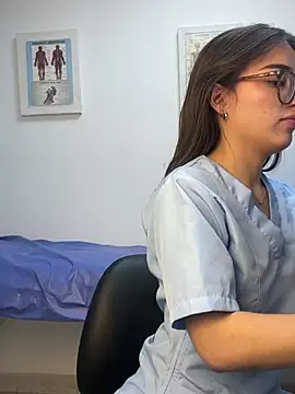 Czat XXX na żywo – Sweet_Milaa1