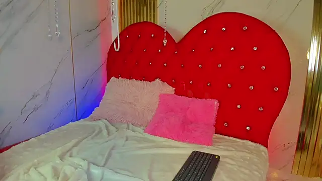 thanier_18 Live XXX-Chat