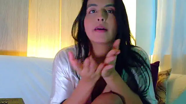 Chat +18 de AliishaPss ao vivo
