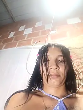 chikivivi-'s Live XXX Chat