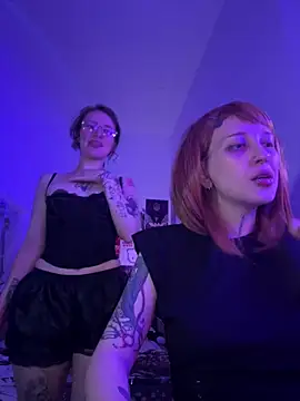 Dooubletroublee Chat XXX live