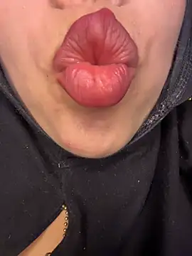 zahra_Jalid Adlı Modelin Canlı XXX Sohbeti