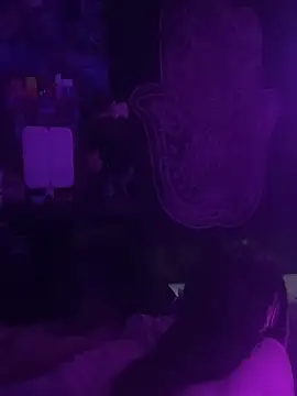Jynx420friendly élő XXX-chatje