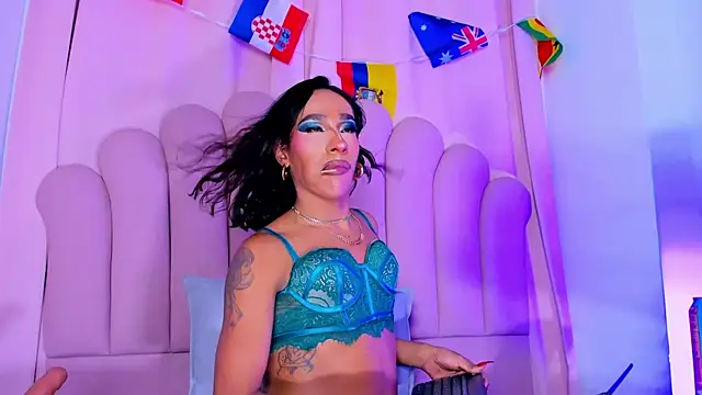 NicoleMadrird Live XXX-chat