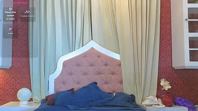 دردشة AxelWolff الجنسية المباشرة