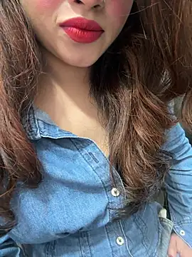 Chat +18 de Yours_riya11 ao vivo