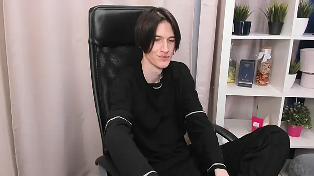 John__Strong 现场XXX聊天