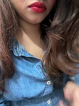 Yours_riya11's Live XXX Chat