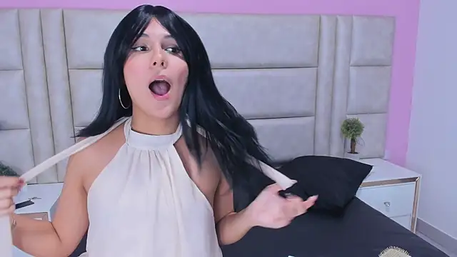 Liia_Collins 现场XXX聊天