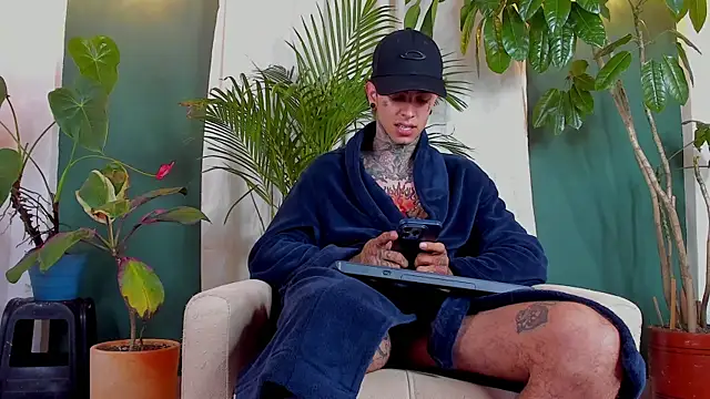 Aron_ford – Live XXX-chat
