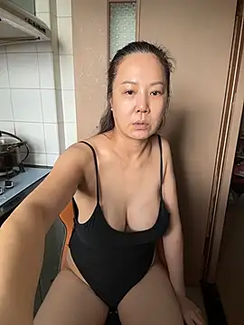 EcupLena's Live XXX Chat