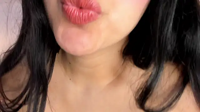 ViolettaRousee_'s Live XXX Chat