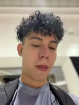 yoursexyjose's Live XXX Chat