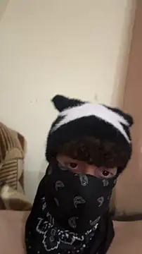 XXX chat uživo modela Hz1Tr