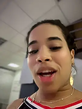Czat XXX na żywo – EmmaExoticaXXX