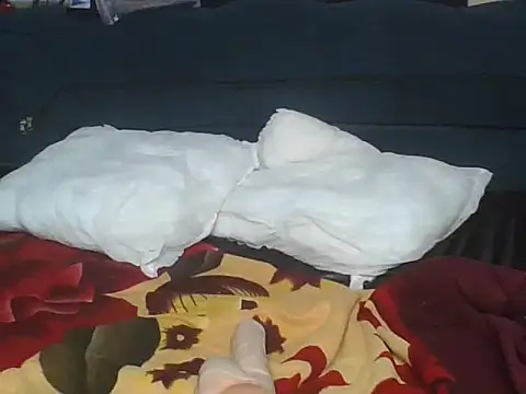 squirtmama's Live XXX Chat