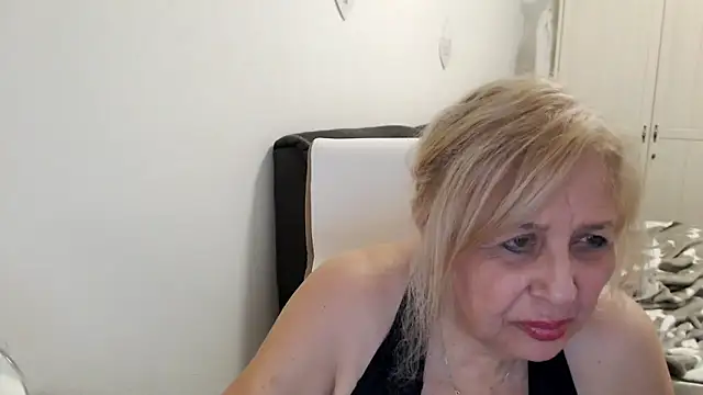 XXX chat uživo modela SusiLifeXXX