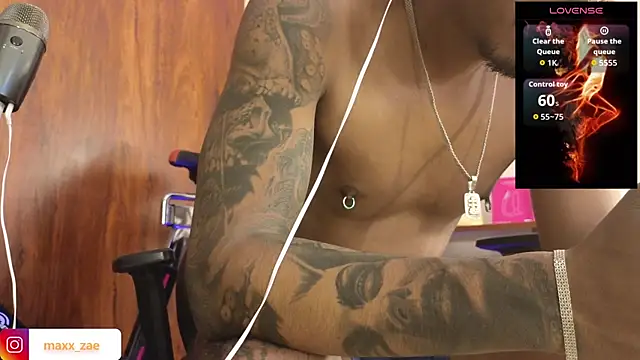 Chat +18 de Latinmoster_boss ao vivo