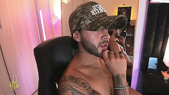 Chat XXX ao vivo de ItsMeEros