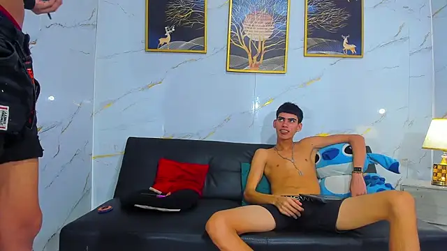 Anthony_little Adlı Modelin Canlı XXX Sohbeti