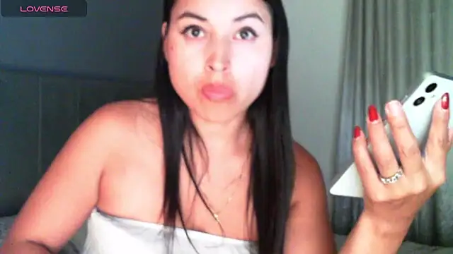 Sweet-Angie's Live XXX Chat