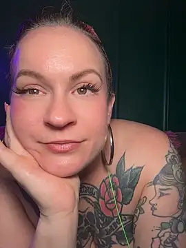 quinnmariexo's Webcam Show