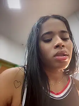 Chat XXX ao vivo de EmmaExoticaXXX