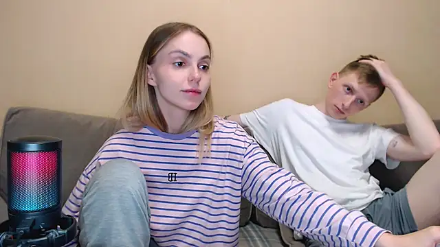 juliaanddima's Live XXX Chat